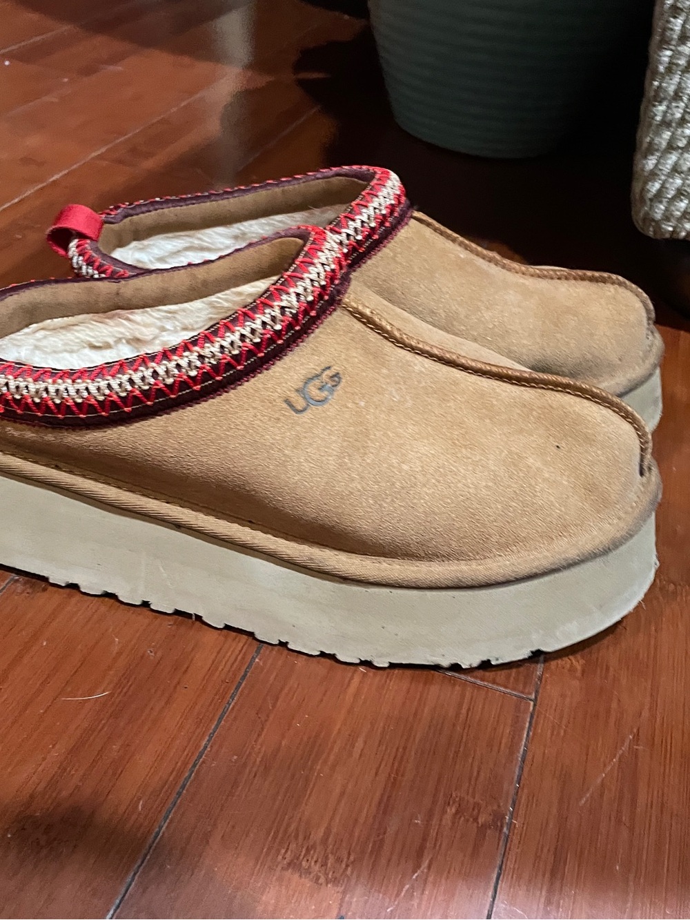 Ugg platforms - Picture 2 of 6